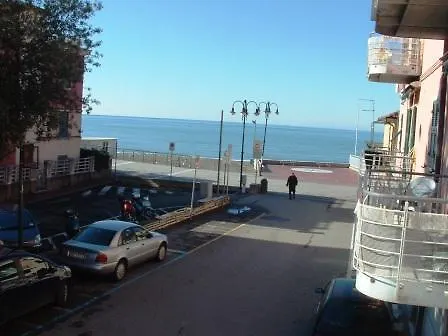 Apartment Cassiopea By The Sea Hotel Levanto