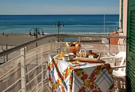 Cassiopea By The Sea location